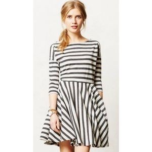 Anthropologie Puella fit and and flare dress XS